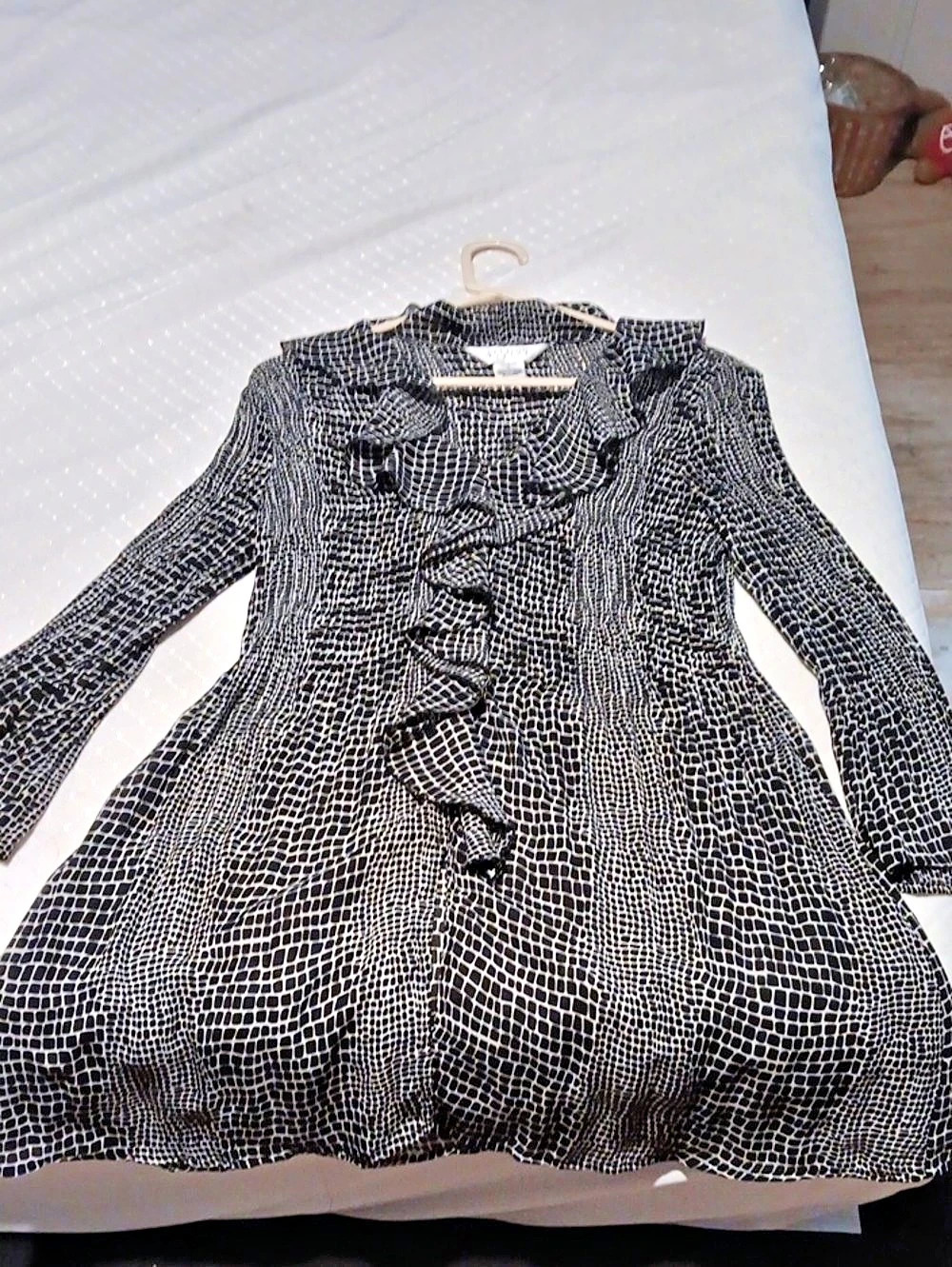 Geometric Ruffle Mini Dress in Black & White Like New